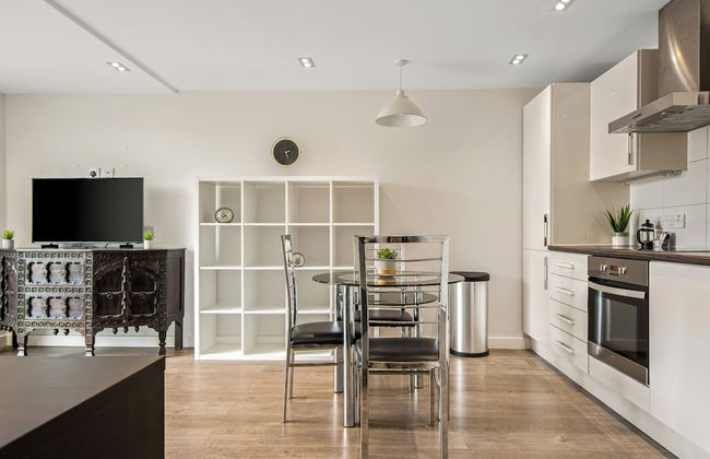 Chic and Modern Flats in Hoxton, Shoreditch - Photo 22