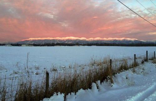 The Ridge At Glacier - Luxury Cabins - Photo 16