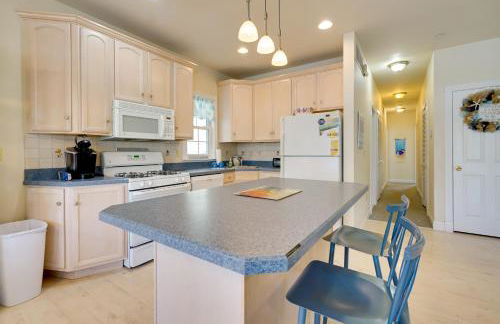 Sunny Ocean City Retreat about Qtr-Mi to Beach! - Foto 9