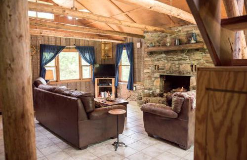 Pet-Friendly Cabin Retreat in the Ozarks of Scenic Newton County, Arkansas - Foto 19