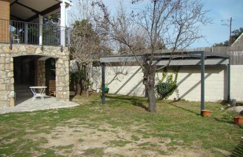 Chalet con piscina y BBQ para 10 personas - Photo 10