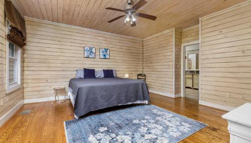 The Wagon Wheel Cabin Hot Tub Sleeps 10 Spacious - Foto 5