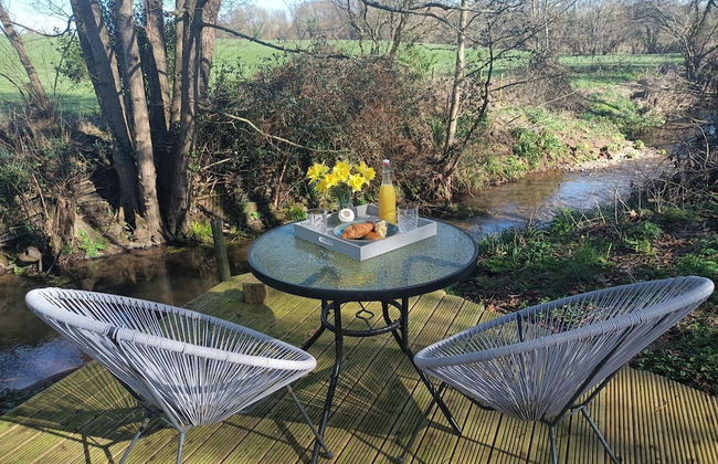 Romantic Chalet- Hot Tub- Games Room-stream-views - Foto 21