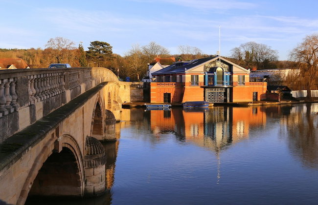 Deluxe Three Bed BnB in Henley-on-Thames near Station River & Town Centre - Foto 20