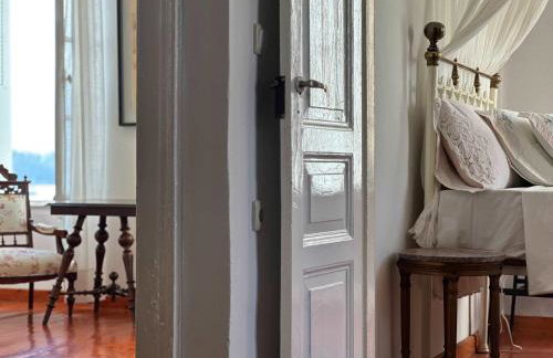 Poros Chic Seaside Neo-Classical Apartment with Terrace - Foto 11