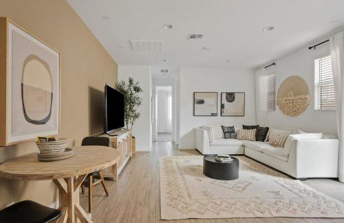 Cozy & Luxe Suite in Queen Creek - Photo 11