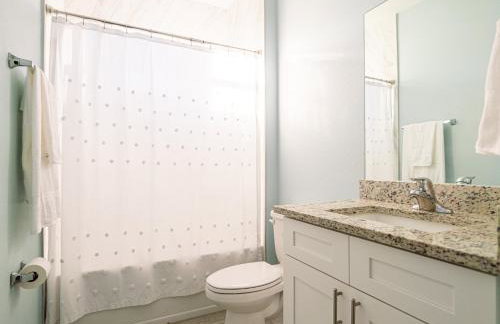 Luxury Tampa Home with Game Room and Theater - Foto 21