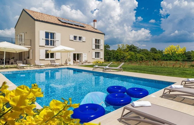 Luxurious Villa in Butkovici with Pool & Hot Tub - Foto 44