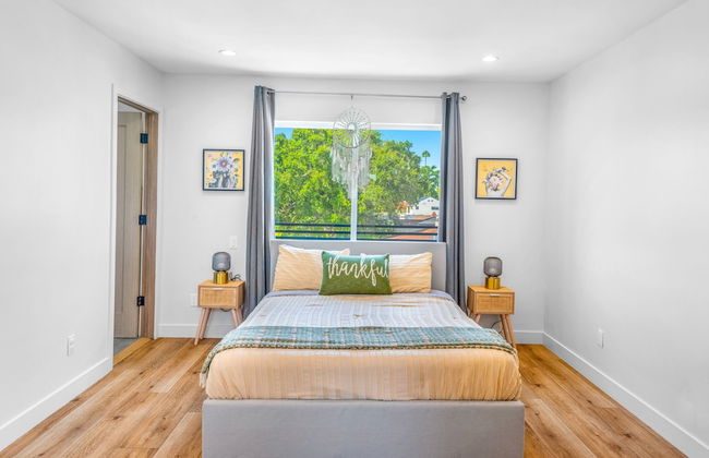 Stylish Sherman Oaks Townhouse W/ 3 Master Suites - Foto 9