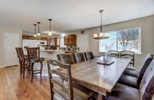 Crestpoint Court Family Multi-Level Near UCCS & BBQ - Foto 16