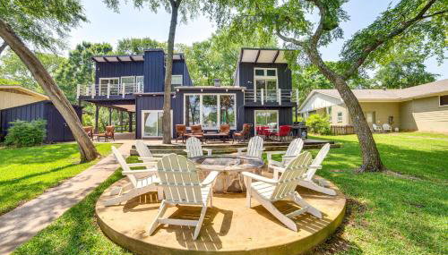 Live Lake Life! Enchanted Oaks Gem with Private Dock - Foto 1