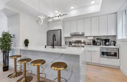 Charming Townhouse in Downtown DC with Rooftop Free Parking and WIFI Capitol Hill 4 - Foto 1