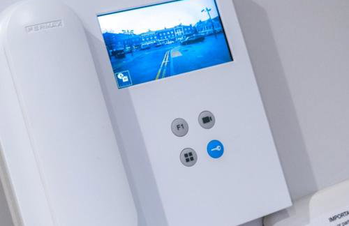 Pluxa Larimar - Spacious Apt with Private Entrance, Workspace & Wi-Fi - Foto 16