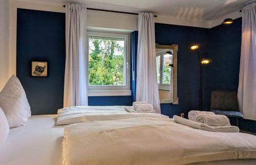 65qm Altbaucharme mit zwei Balkonen - Photo 1