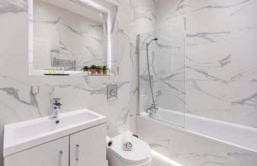 Welcoming and Spacious Apartment- Excellent Location - Foto 3