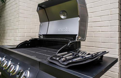 3BD plus 1BD Tiny Home - Outdoor Movie & Yard Fun - Foto 53