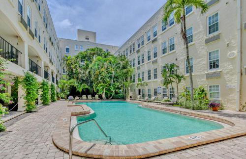 Summer Suite | Steps to Beach + Heated Pool - Foto 21