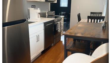 Charming 3BR Apartment at Historic Salem Common - Lally's House" - Foto 3