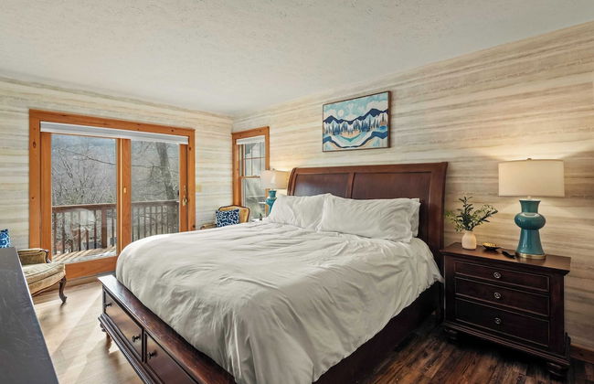 Mountain Escape With Game Room, Balcony & Stunning Views in the Poconos Christina - Foto 22