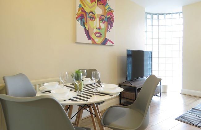 Park Central Two Bedroom & Parking - Foto 8