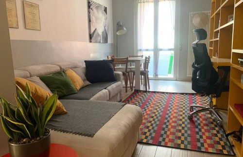Arty Colourful Flat Close to Campus Bocconi - by Beahost Rentals - Foto 4
