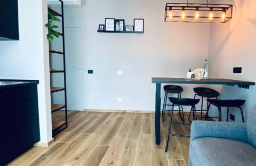 M4 BLACK Monolocale Moderno e Funzionale - Foto 3