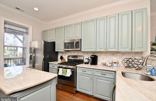 Elegant 5BR home near Capitol Hill! Free Parking! - Foto 19