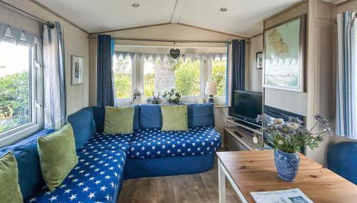 The Bolt Hole - Photo 4