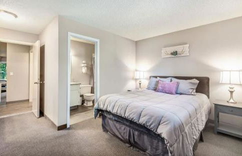 Riverfront Condo Next to Park and Downtown Bend - Foto 18