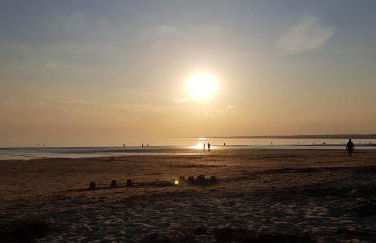 TOUT A PIED ! T2 25m2 - Parking privé - Wifi - Foto 26