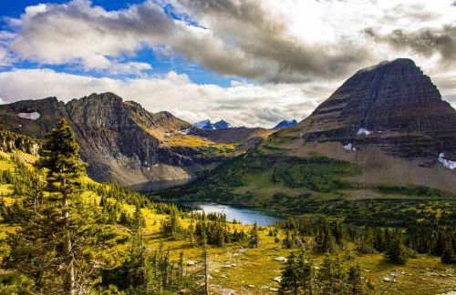 Glacier Retreat on 4 Acres with Sauna & Fire Pit - Foto 22