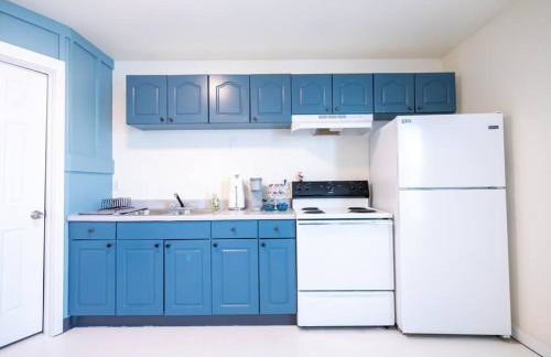 [L] House of Blues minutes KU/Mass & Shopping - Photo 13