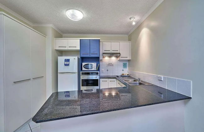 North Cove Waterfront Suites - Photo 16