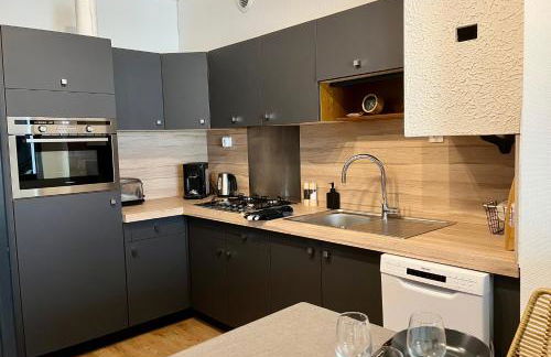 Cœur de Concarneau, appartement entier, proche centre, corniche et plage avec parking - Photo 10