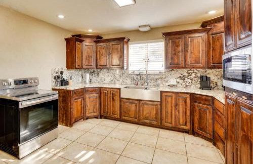 Secluded Ranch with Courtyard about 4 Mi to Odessa! - Foto 11