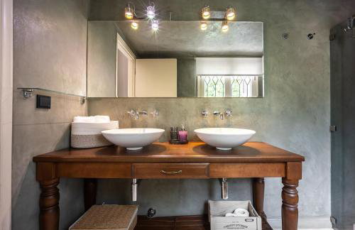 A Majestic Oasis in Keramikos, the Heart of Athens - Foto 80