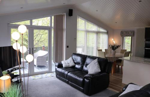 High View Lodge - Photo 3