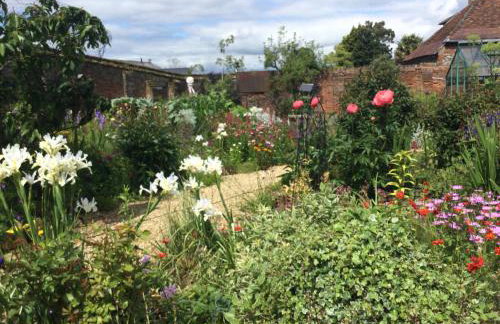 STACK YARD COTTAGE. - Photo 3