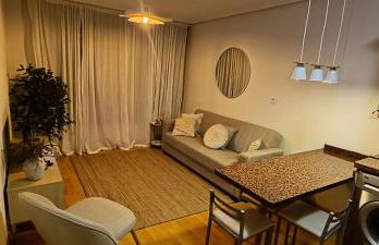 Céntrico apartamento con parking www venaoviedo es - Foto 3