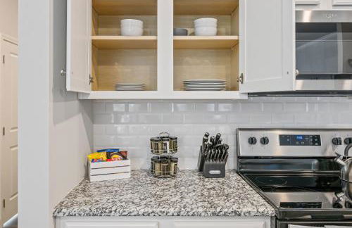 Stylish & Modern 3BR Home Near Chattahoochee River - Foto 21