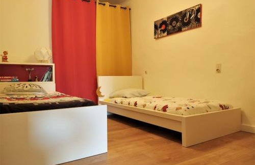 Bel appartement au coeur de la cité médiévale - Foto 22