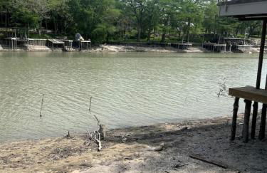 5BR 3.5BA Waterfront Boat, Dock and Kayaks, Lake McQueeney by Austin Vacay - Foto 61