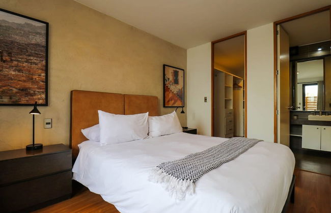 w Picturesque 2BR at Malecon - Photo 55