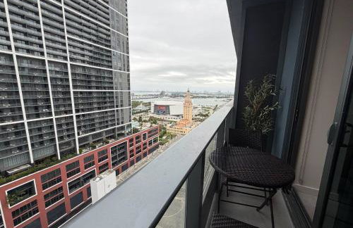 Downtown Condo with Den and Pool Access - Foto 4