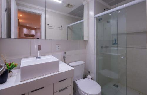 Apartamento ao lado do Shopping Salvador, piscina, academia, garagem - Foto 19