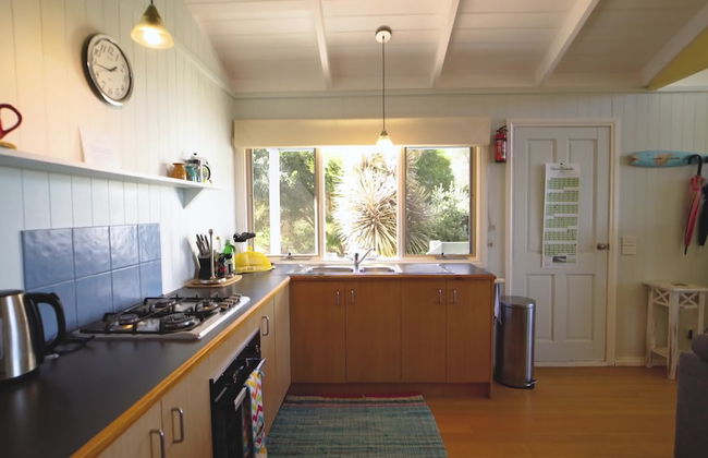 Bear Gully Coastal Cottages - Photo 6