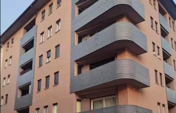 VARESE PRIME - Air Conditioning, 2 parking, 2 baths, City Centre, 200mt Villa Esengrini Montalbano, NO Keybox - Foto 8