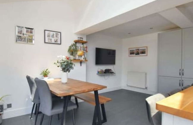 Cuckmere Family Retreat With Garden and Parking - Foto 1