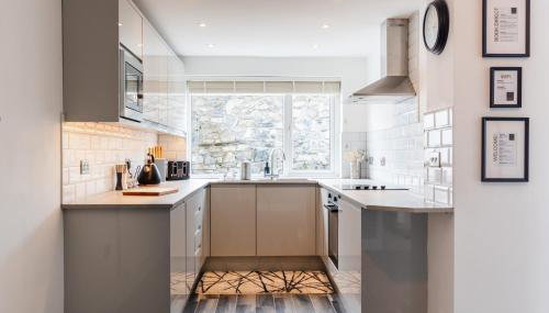 Luxury House in the Heart of Mumbles Village - Foto 4