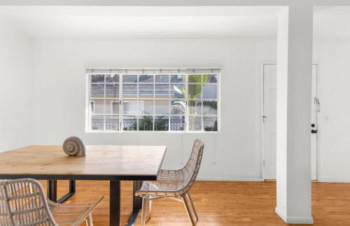 Modern Furnished 2 Bedroom in West LA - Foto 33